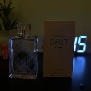 Burberry Brit Sheer